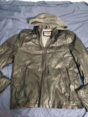 LEVI STRAUSS Men's Leater Jacket With Hood, Size Medium